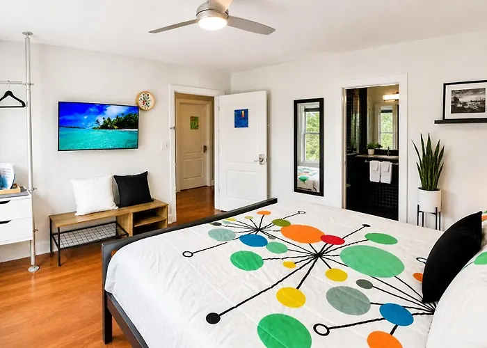 House 5863- Chicago'S Premier Bed And Breakfast