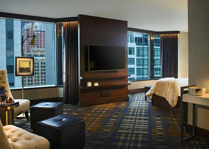 Resorts Guide Renaissance Chicago Downtown