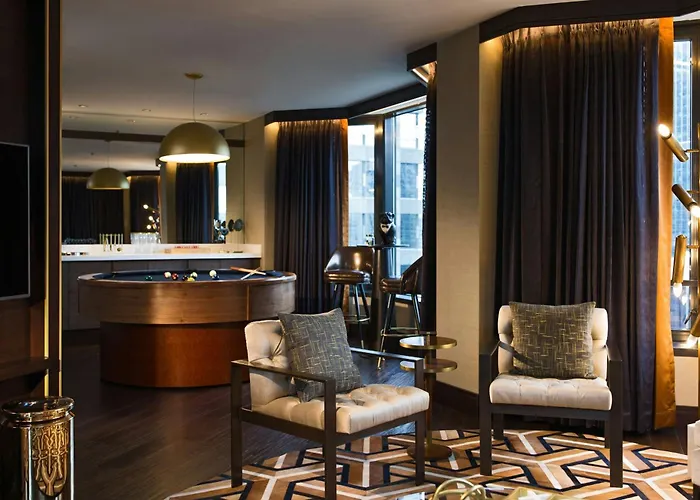 Resorts Guide Renaissance Chicago Downtown